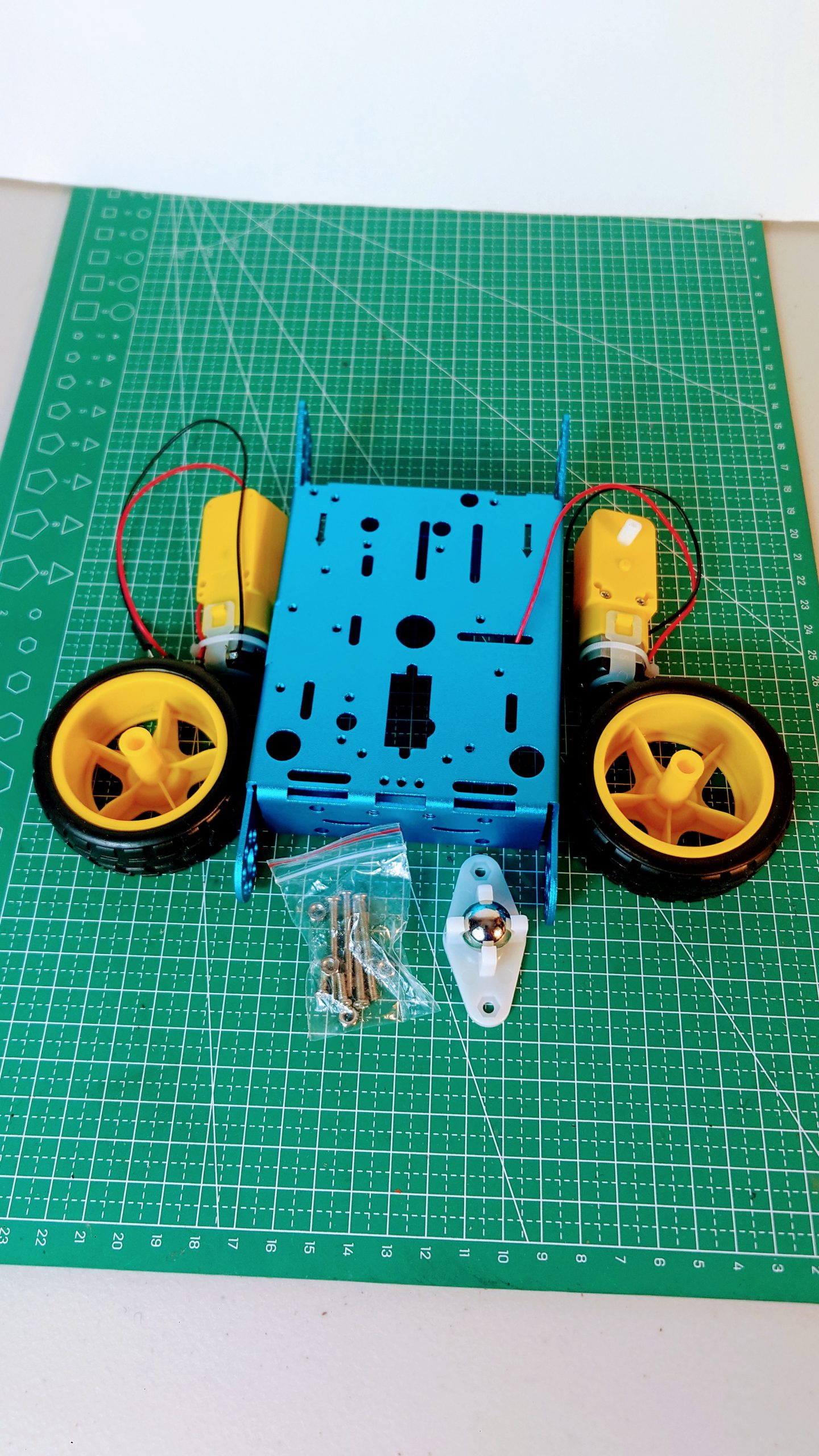 New Aluminum Smart Robot Car Chassis Kit for School Project Educational Robotics Engineering (Blue)
